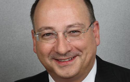 Manfred Eierle, Service Now