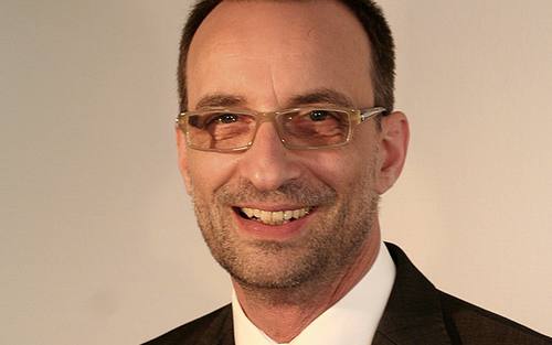 Klaus Hofmann zur Linden, Information Builders