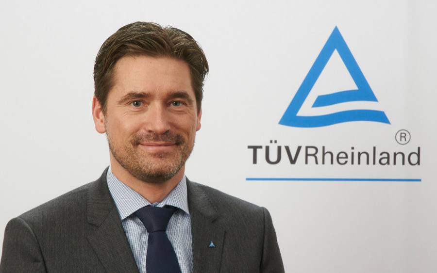 Dr. André Hollstein, Tüv Rheinland