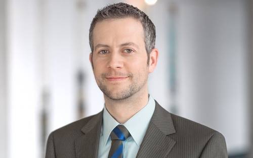 Dr. Frank Navrade, Cundus