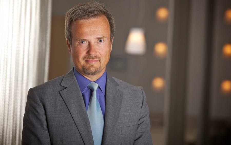 Dr. Dirk Schlesinger, Tüv Süd