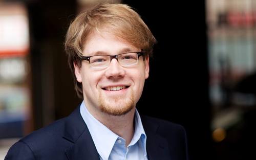 Simon Nehls, B.telligent