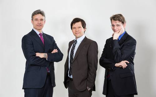 Holger Danowsky (51, l.) scheidet aus dem Vorstand der Mach AG aus. Rolf Sahre (41, m.) und Dr. Eike Schmidt (39, r.) bleiben.