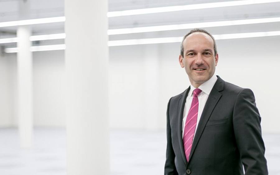Dr. Béla Waldhauser, Telehouse Deutschland GmbH