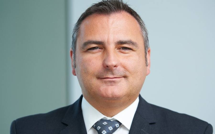 Peter Weisbach, Realtech