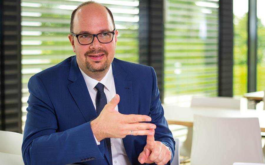 Patrick Büch, FNT GmbH