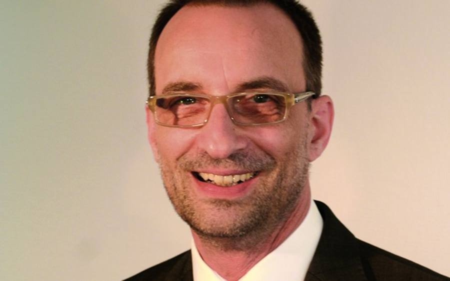 Klaus Hofmann zur Linden, Information Builders