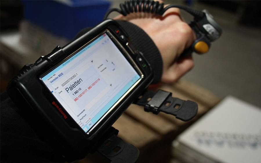 Kommissionierung mit Fingerscanner