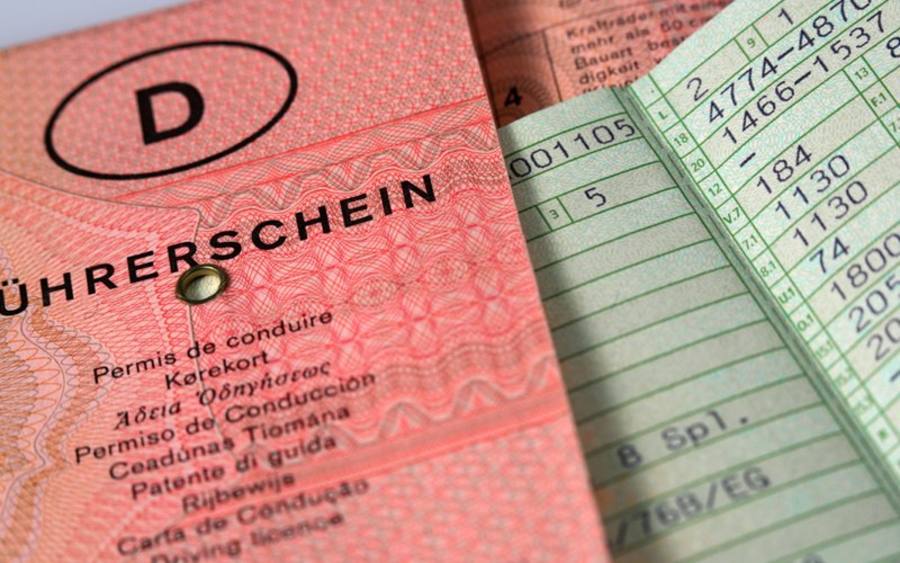 Führerschein - © Rainer Sturm - pixelio.de
