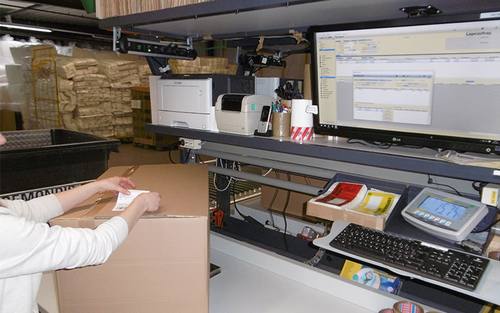 Auch im E-Commerce ist Moosmann sowohl mit eigenen Webshops als auch auf Marktplätzen und Beschaffungsplattformen vertreten.