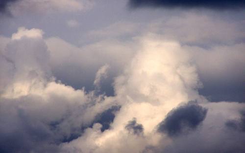 Wolkenhimmel-knipseline-pixelio