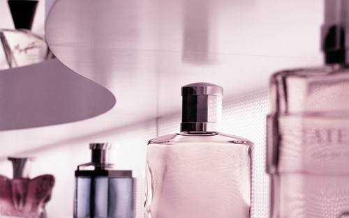 Drom Fragrances setzt auf IFS Applications 