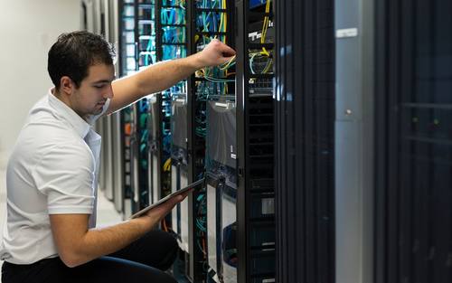 Serverexperte, Bildquelle: Thinkstock/iStock