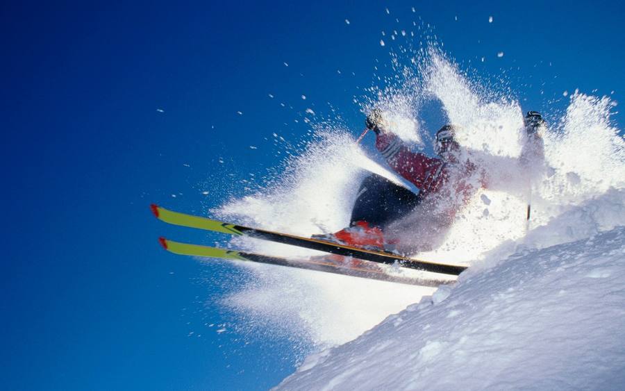 Skischleifmaschinen in der Cloud