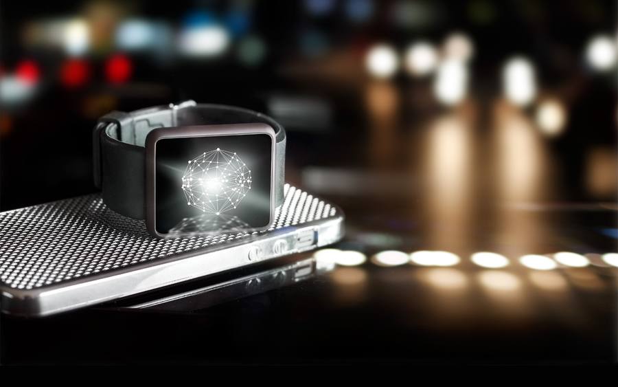 Erfolgt künftig die Überwachung und Wartung von Industrieanlagen per Smartwatch?