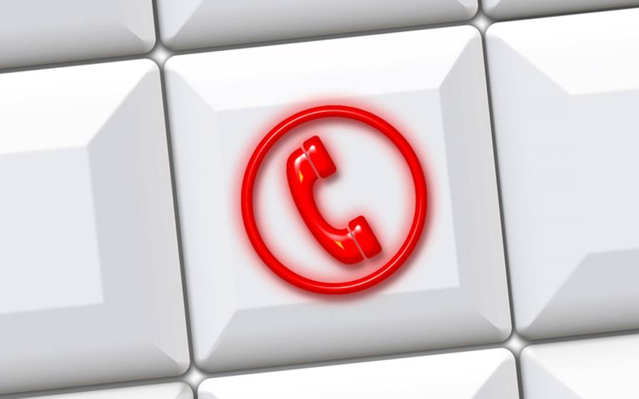 Telefonanlage von Clarity für „George, Gina & Lucy“
