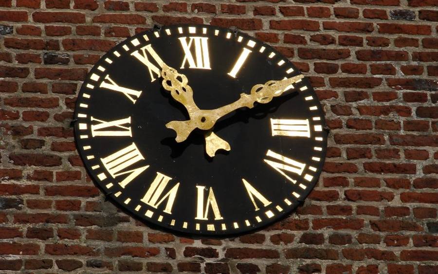 Uhr, Bildquelle: Thomas Max Müller/pixelio.de