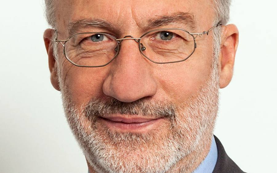 Dr. Walther Hörcher, Leiter der Forschungsstrategie des Fraunhofer IPA