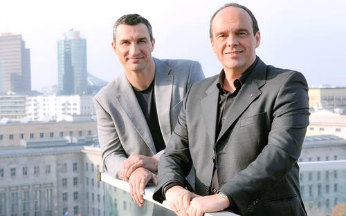 Hagen Rickmann, Telekom Deutschland, und Dr. Wladimir Klitschko