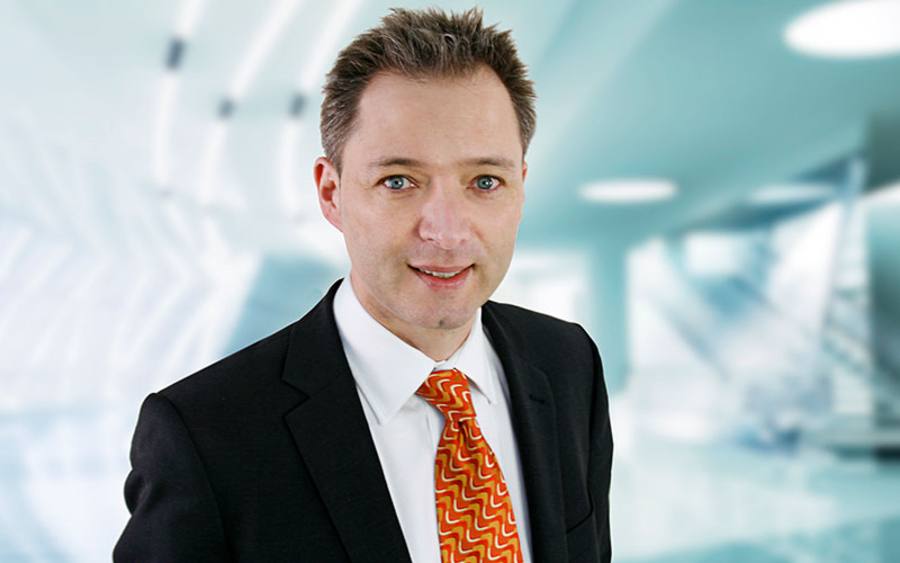 Customer Experience Networks gehen weit über den Omnichannel-Ansatz hinaus und werden den Business-E-Commerce verändern.“ Markus Mayer, Axway