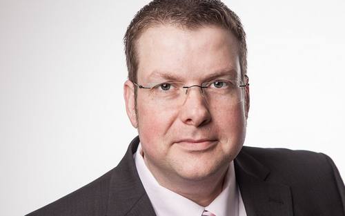 Uwe Wiest, Dell