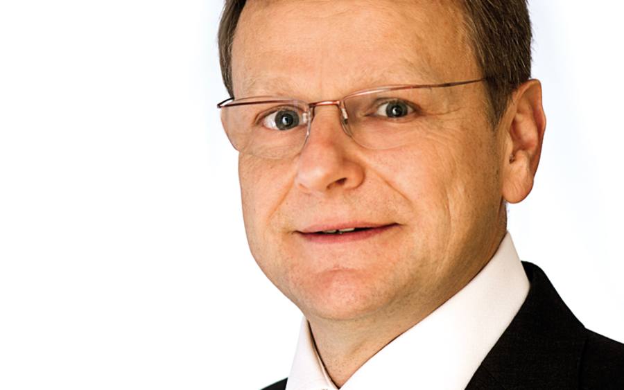 Dr. Andreas Orth