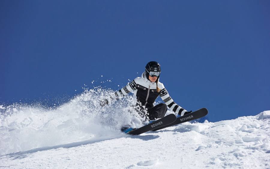 Bogner Skifahrerin
