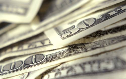 Rund 100.000 Dollar Lösegeld soll Uber an die Erpresser bezahlt haben.