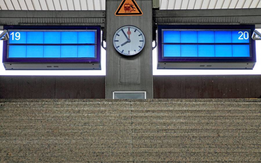 Bahnhof