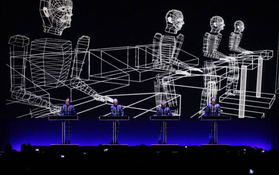 Die Surface-Devices seien „perfekt geeignet, um direkt in die Musik-Software einzugreifen“, so Kraftwerk.