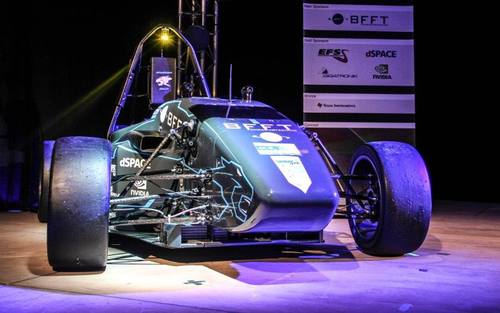 Autonomer Rennwagen „SRd 17“ von Schanzer Racing