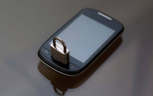 Smartphone mit Sicherheitsschloss