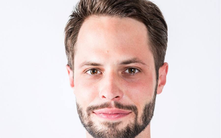 Johannes Heinze, Applovin