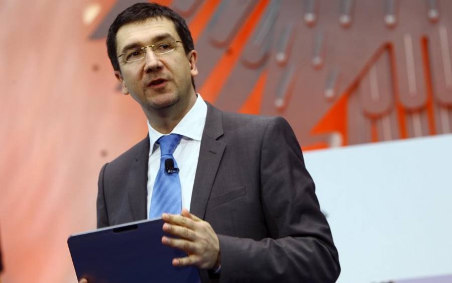 Gerd Holl, Toshiba 