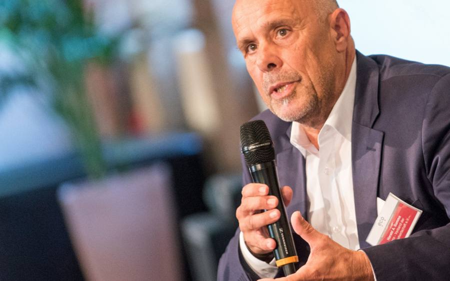 Harald A. Summa, Geschäftsführer vom Eco-Verband