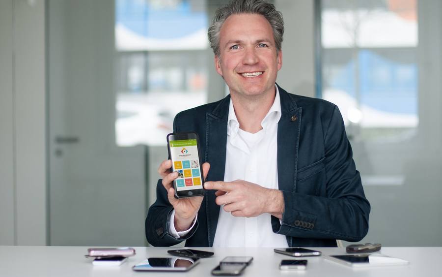 Dirk Wieczorek, Atino