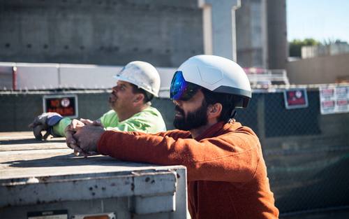 Smart-Helmet-Lösung von Actemium