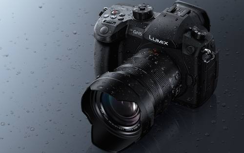 Lumix GH5