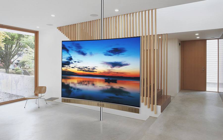 110-Zoll-4K-Ultra-HD-Curved-TV