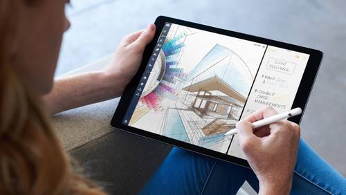 iOS 11: Auch mit dem Pencil ist Multi-Tasking möglich.