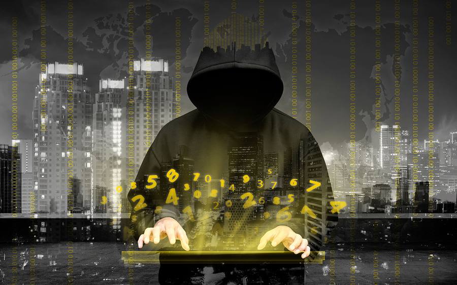 Sichere Passwörter schützen vor fiesen Hackern. Diese tragen meist Kapuzen.