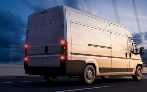 Transporter bei der Auslieferung