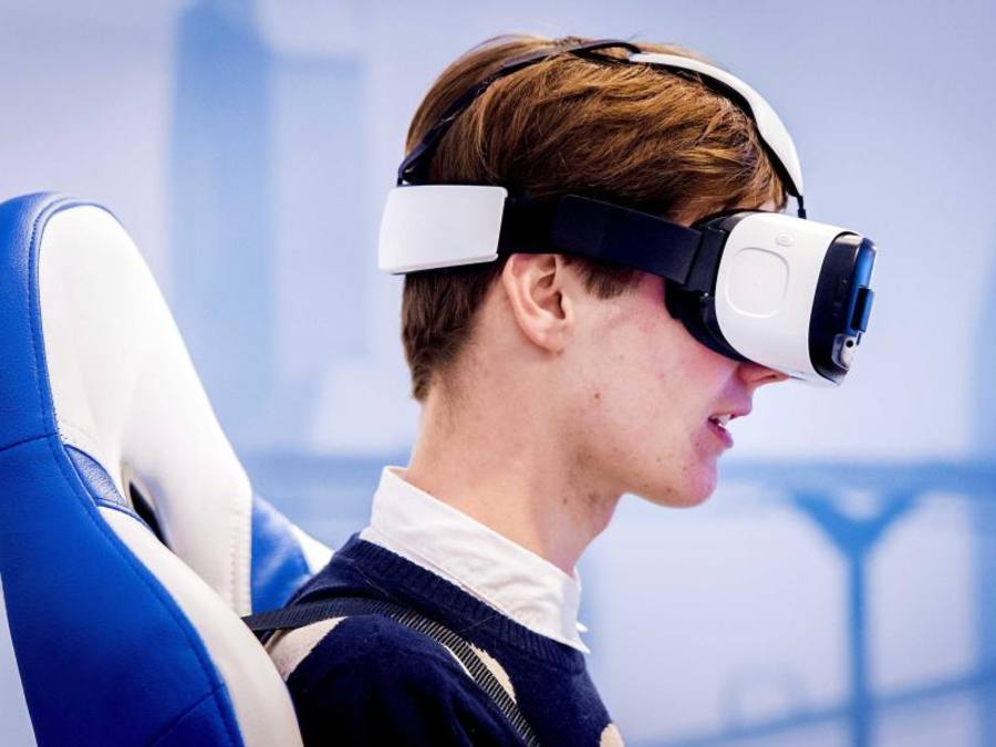 Mit seinem aktuellen Smartphone Galaxy S7 hatte Samsung die Verbreitung der Gear VR forciert, indem sie zum Handy beigepackt wurde. Koen Van Weel/Archiv Foto: Koen Van Weel