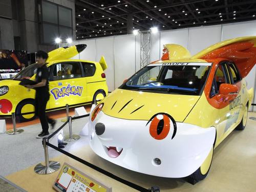 «Pokemon»-inspirierte Autos auf einer Messe in Tokio: Die «Pokemon», gestartet vor 20 Jahren, hat sich für Nintendo zu einem Dauerbrenner mit einer weltweiten Gemeinde aus Millionen Fans entwickelt. Foto: Kiyoshi Ota