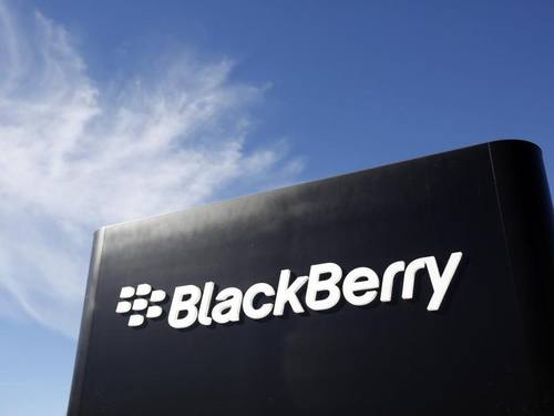 Blackberry will mit besonders sicheren Android-Smartphones auch in Unternehmen und Behörden punkten. Foto: Stephen Morrison