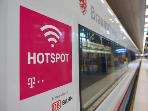 Das neue WLAN soll allen Gästen umsonst zur Verfügung stehen. Foto: Rainer Jensen/Archiv