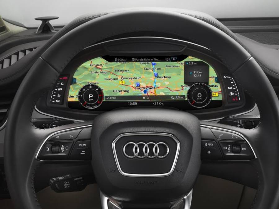 Eine HD-Karte beruhend auf den Daten von Here in dem Cockpit eines Audi Q7. Foto: Audi AG