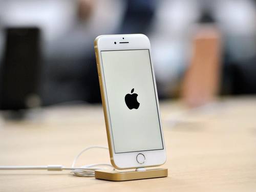Mit dem iPhone 7 will Apple im anstehenden Weihnachtsgeschäft punkten. Foto: Joel Carrett