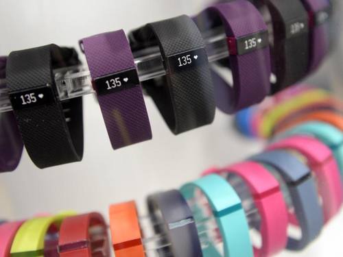 Fitbit ist Marktführer im Geschäft mit Fitness-Armbändern. Foto: Britta Pedersen