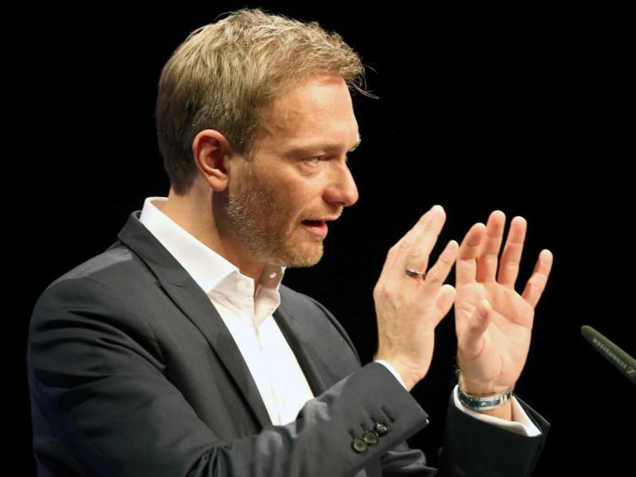 FDP-Vorsitzender Christian Lindner sieht Deutschlands Wirtschaft nicht für die digitale Zukunft gerüstet. Foto: Roland Weihrauch